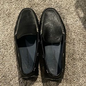 Black Tommy Bahama’s size 10 loafers